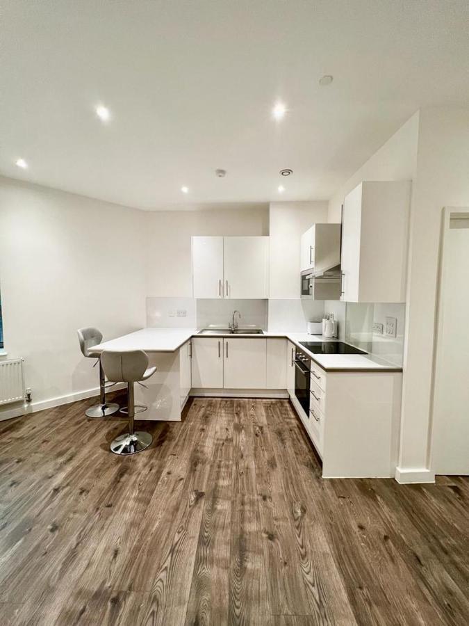 Alarabi Apartments-Studio Flat Κρόιντον Εξωτερικό φωτογραφία